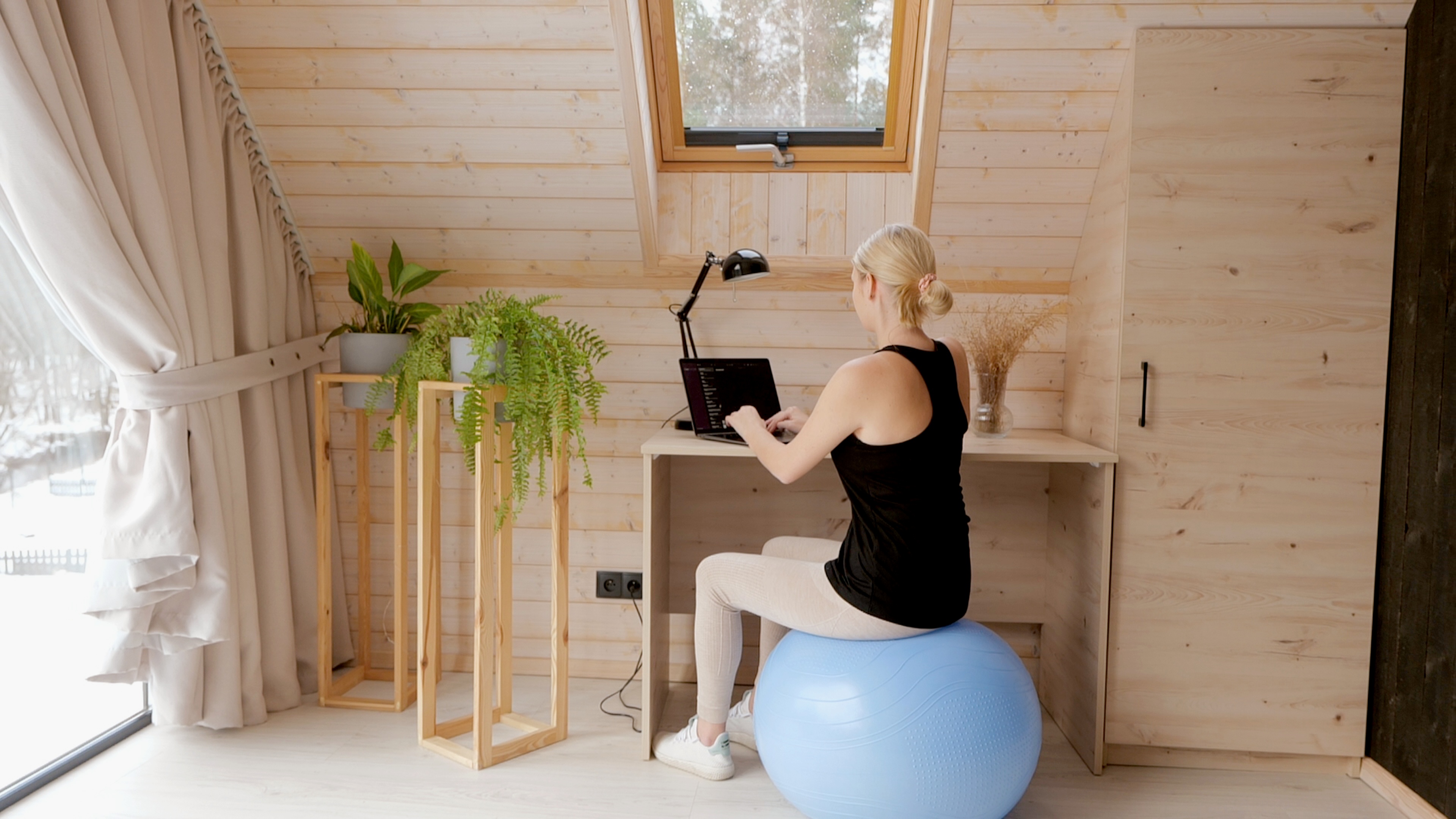 R07992.04 - Piłka do ćwiczeń Fitball, niebieski