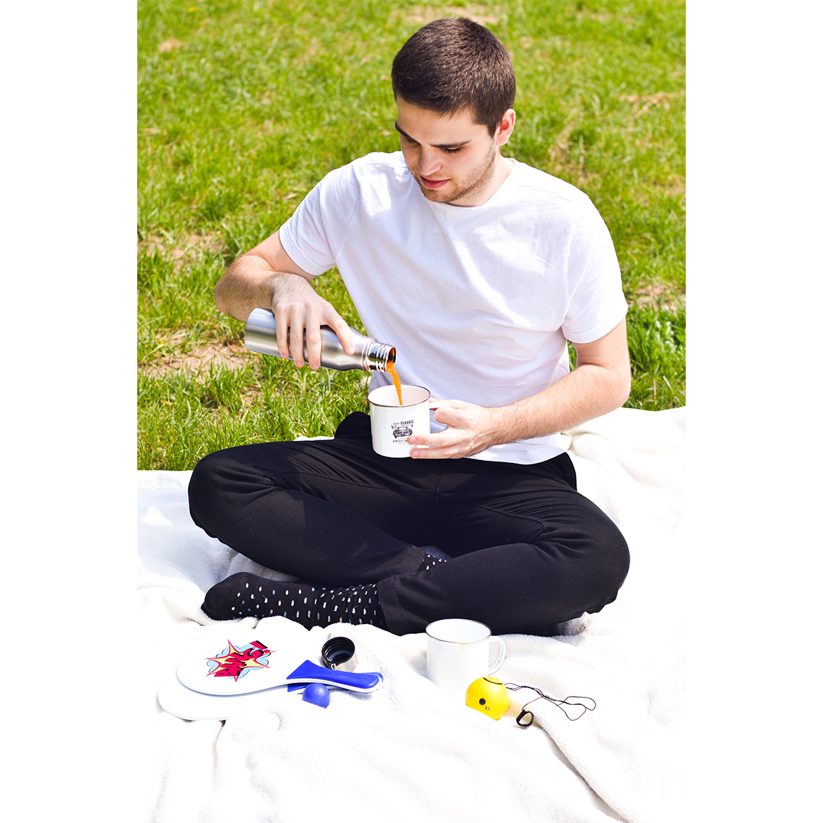 R08230.06 - Kubek emaliowany Oldie 500 ml, biały