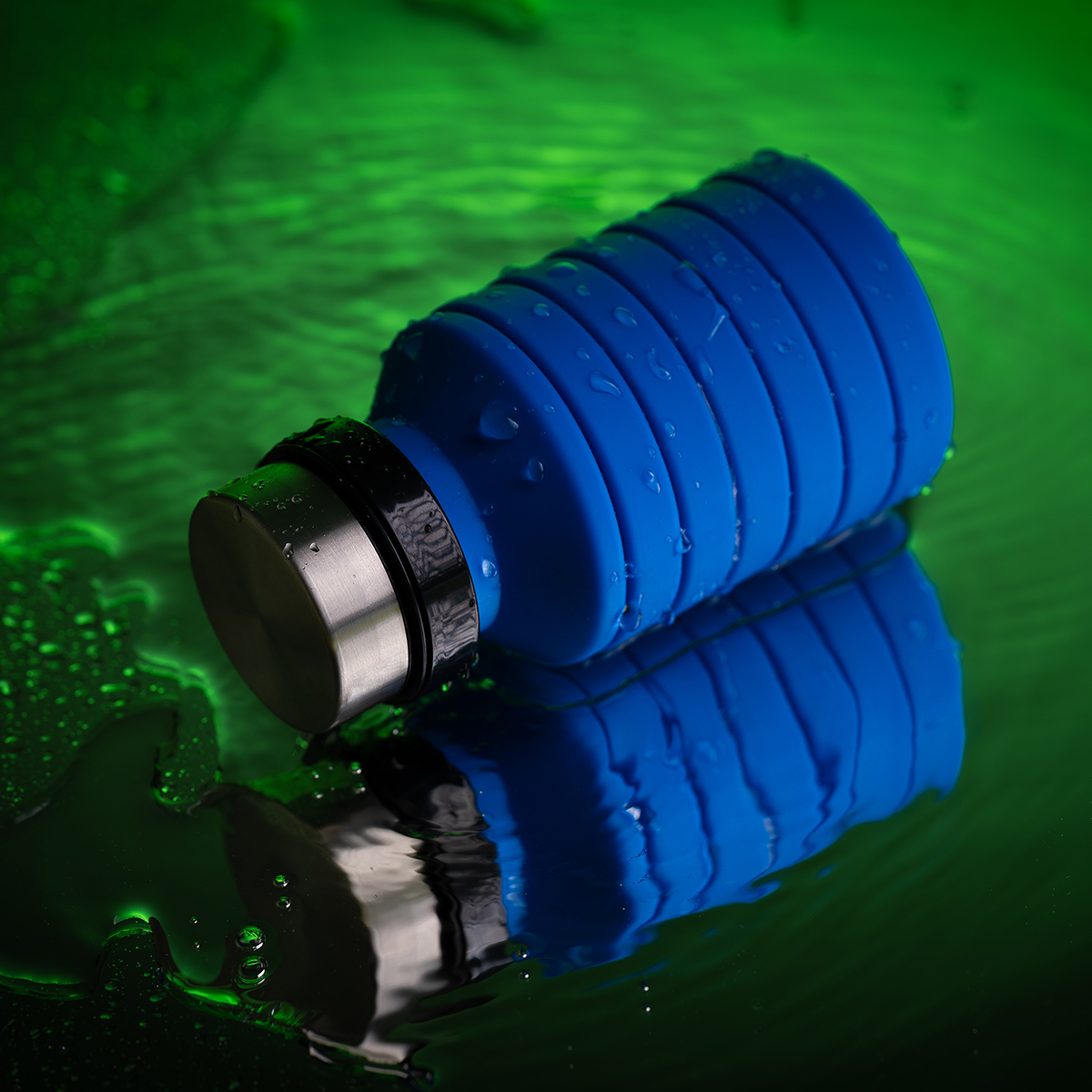 R08436.04 - Składany bidon sportowy Makalu 550 ml, niebieski