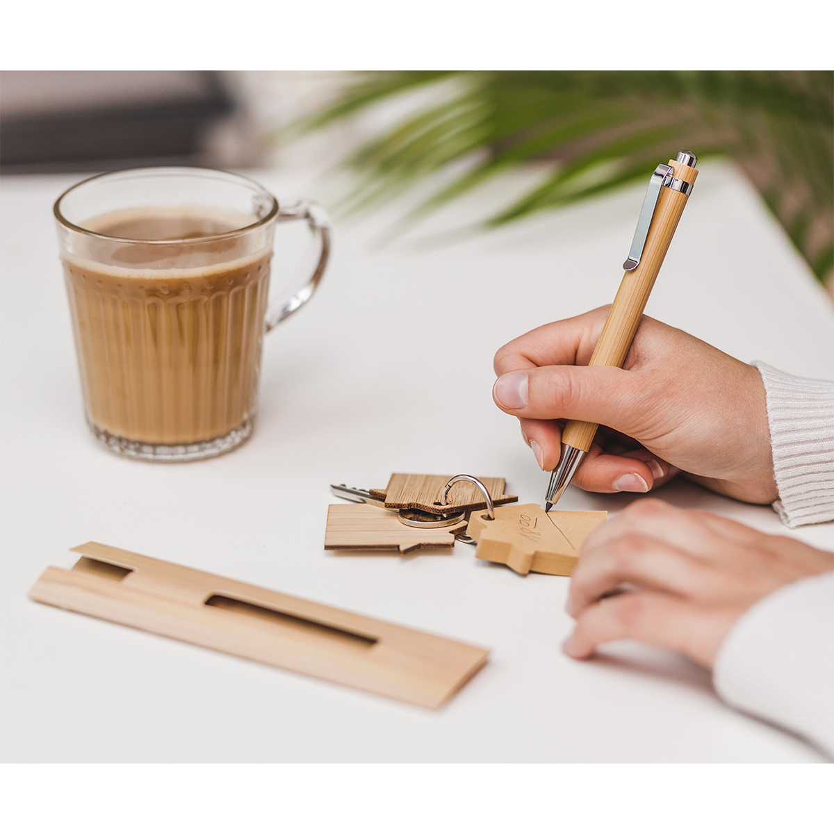 R73141.13 - Bambusowy brelok z karteczkami memo Homeland, beżowy